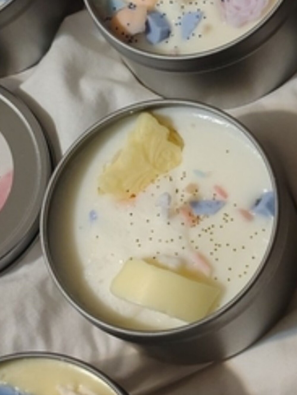 Hand-Poured Lemon Floral Soy Candle Tin -